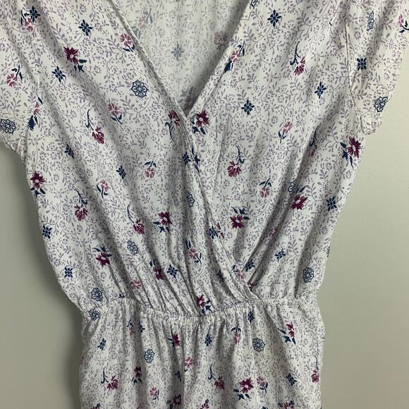 Chloe K Purple Floral Romper V Neck S Small - Picture 4 of 8
